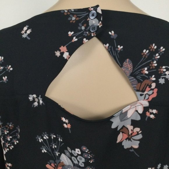 LOFT Petite Blouse, Floral on Black Background, Double Buttons - Picture 5 of 9
